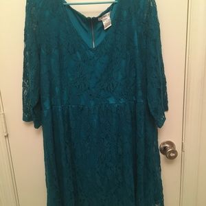 Teal Plus size Lace dress with sleeves